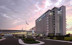 Four Points By Sheraton Levis Convention Centre